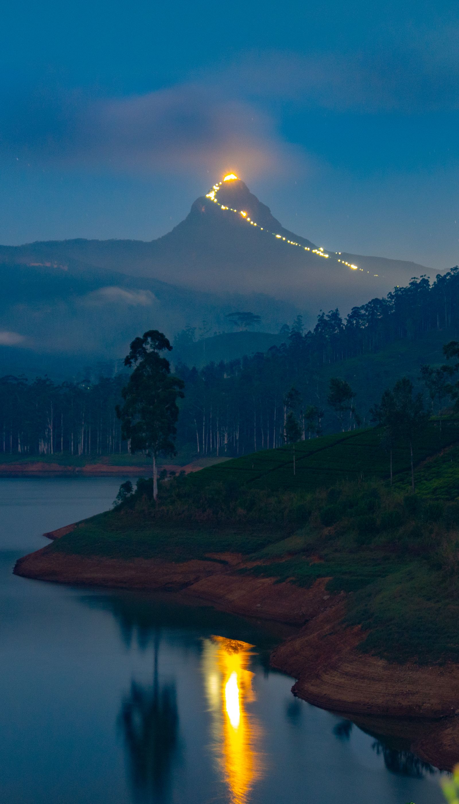Adam's Peak (Sri Pada)