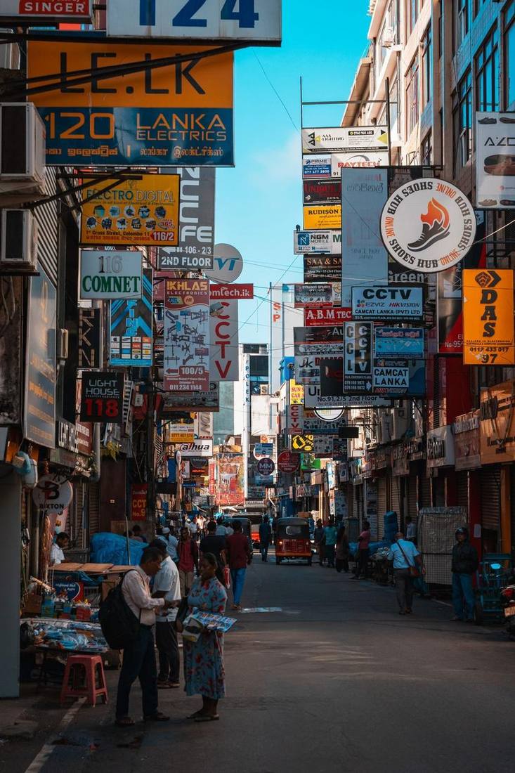 Street life in Pettah