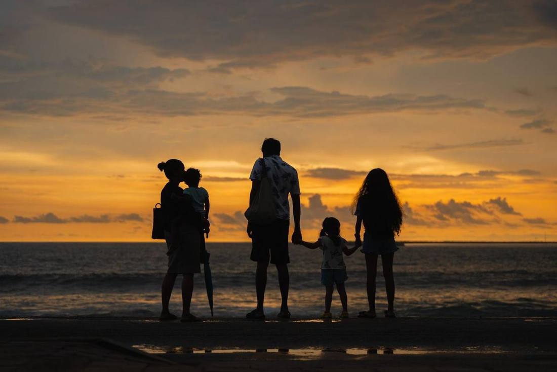 Sunset beach in Colombo